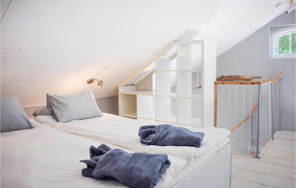 Nice Apartment In Karlskrona With Sauna, Wifi And 1 Bedrooms photo 4