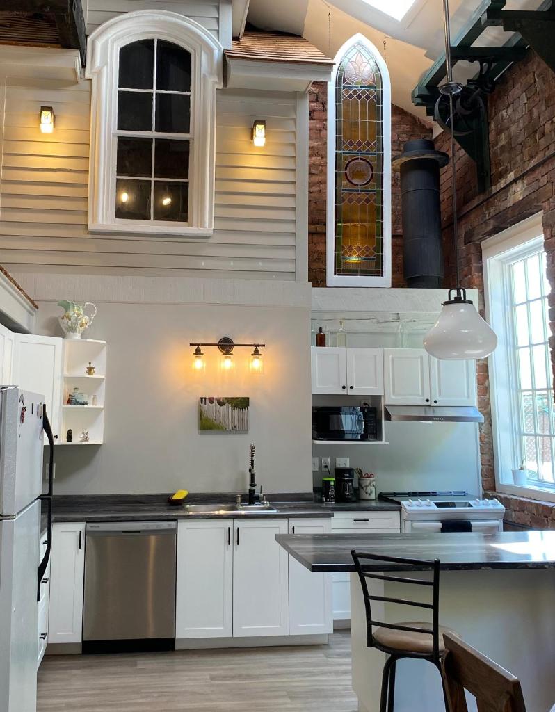 Olde Foundry Apt photo 2