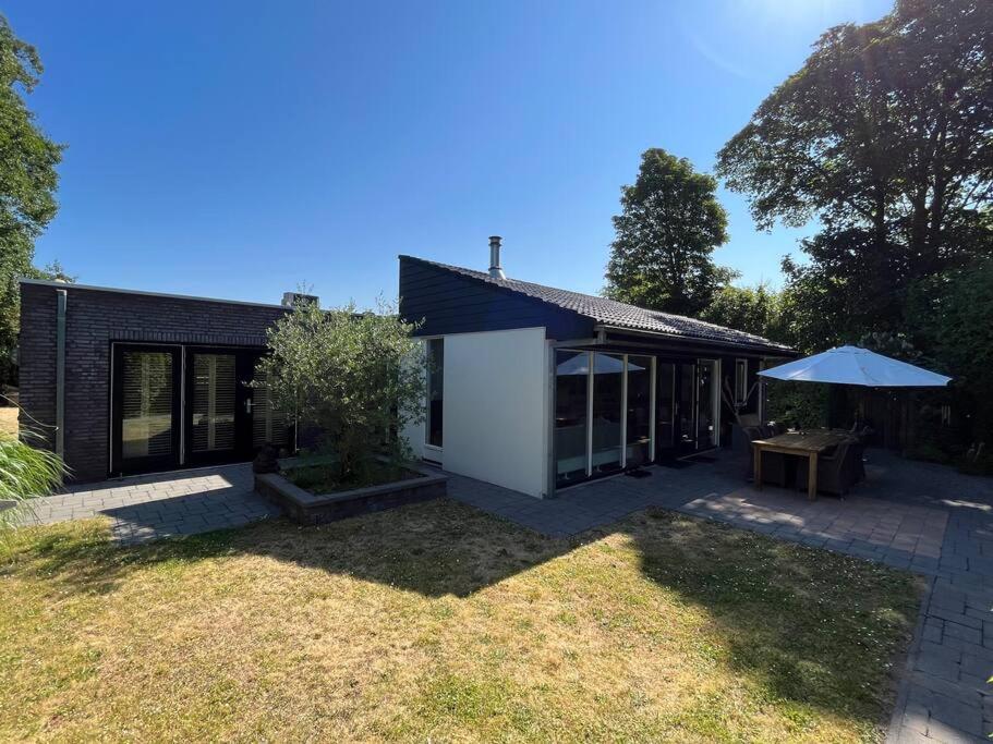 Luxe bungalow in de mooie natuur! photo 1