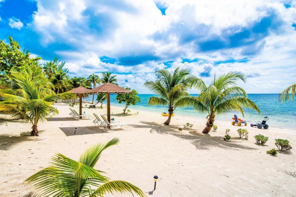 Sea Beauty by Grand Cayman Villas & Condos photo 2
