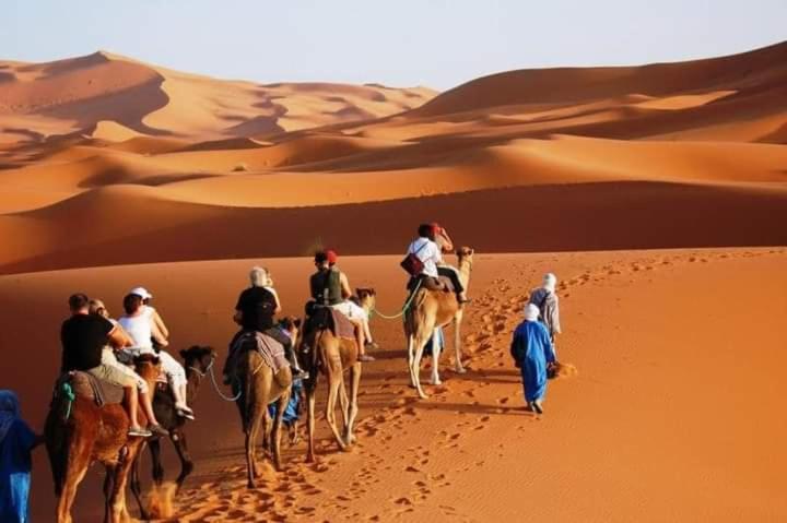 Chegaga camp immensity photo 3