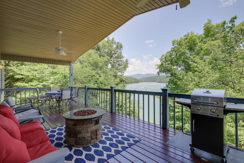 Lakefront LaFollette Home with Private Boat Slip! photo 1