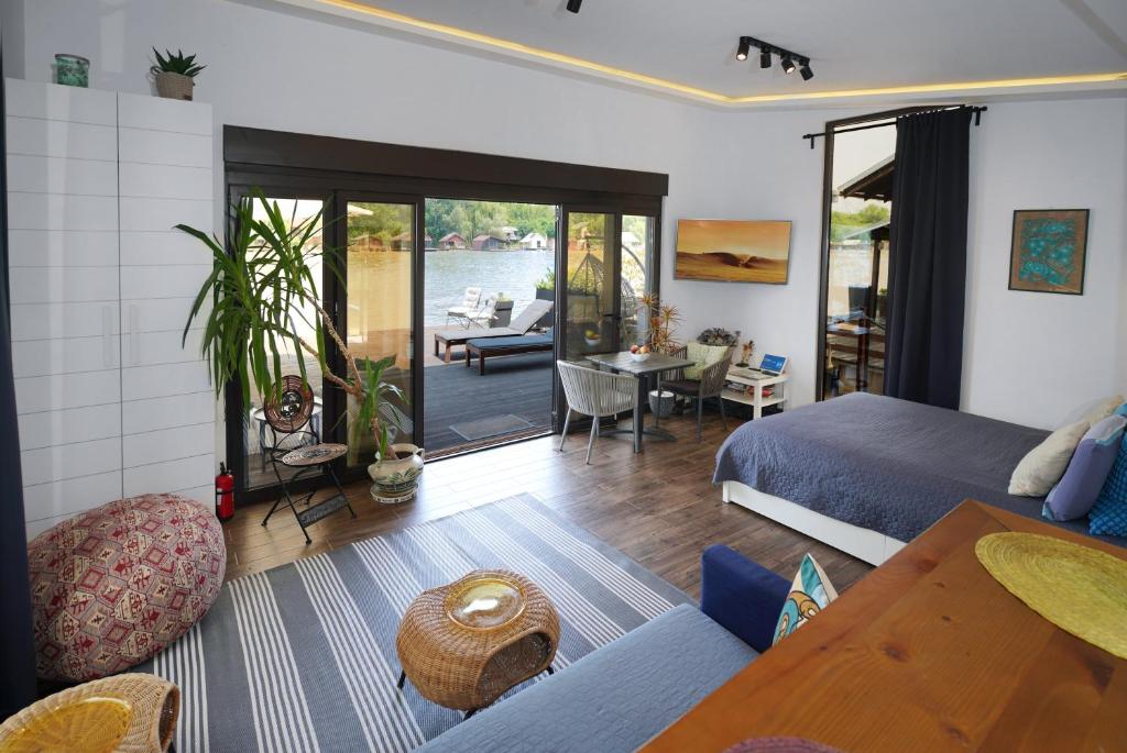 Beach House Belgrade photo 3