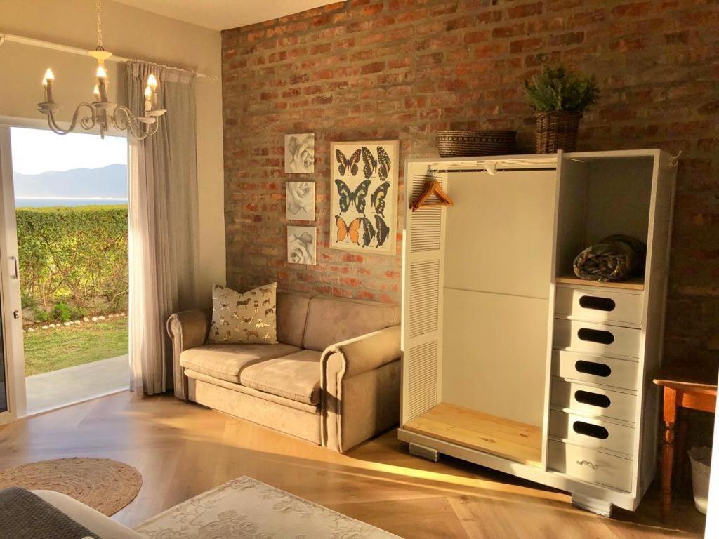 Self Catering Apartment - De Kelders photo 3