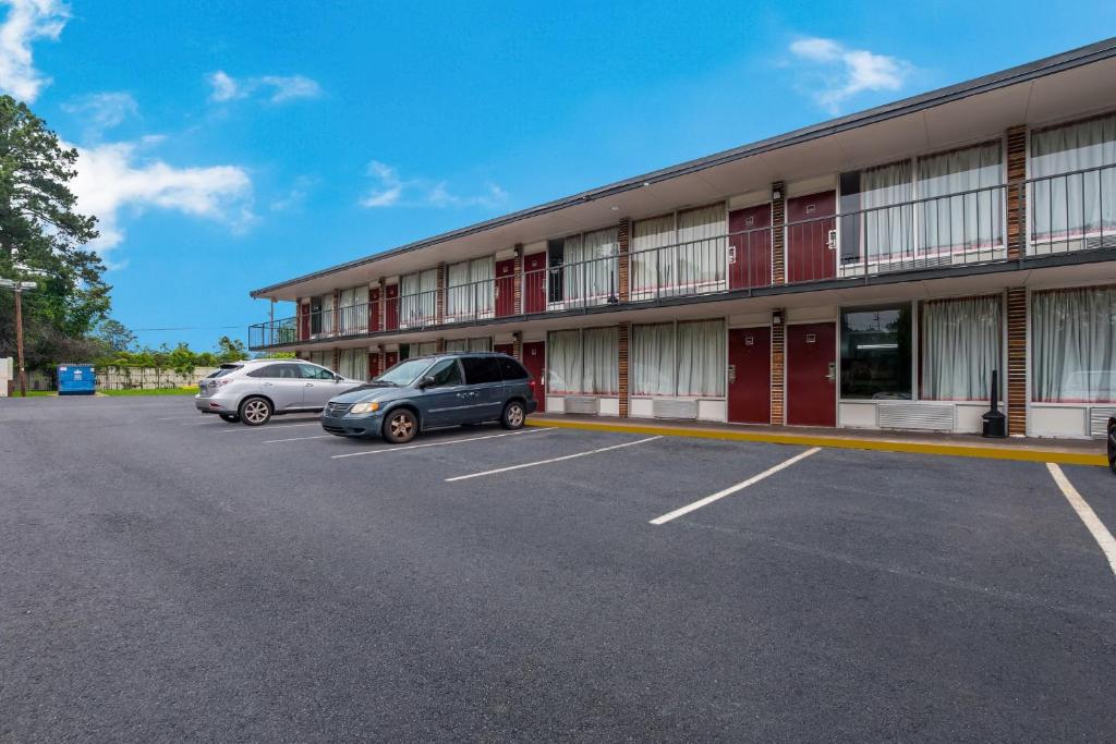 Red Roof Inn Columbia, SC Airport photo 4