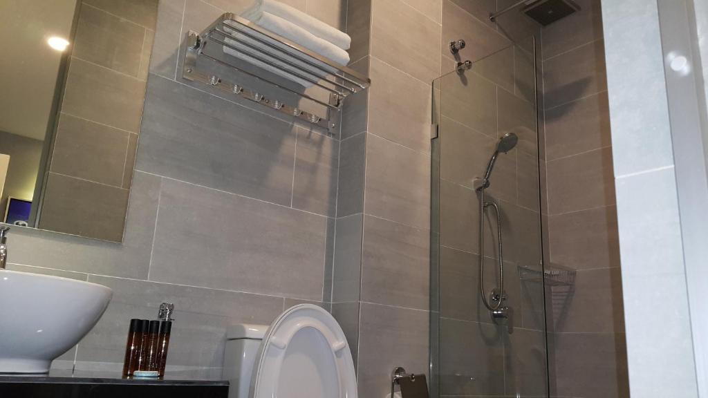 Двухместный (Номер Делюкс с кроватью размера «king-size»), M Design Hotel @ Shamelin Perkasa
