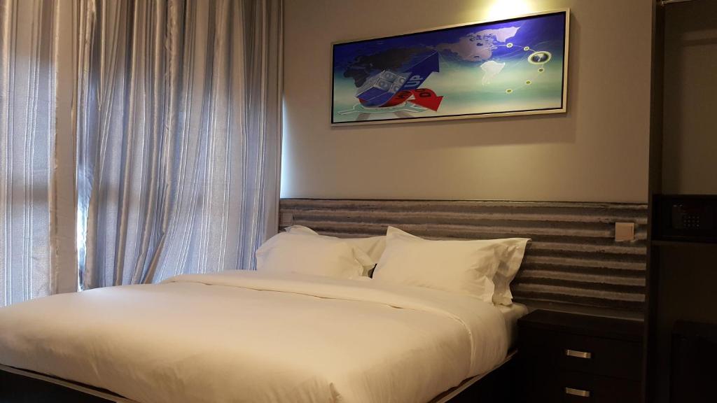 Двухместный (Номер Делюкс с кроватью размера «king-size»), M Design Hotel @ Shamelin Perkasa