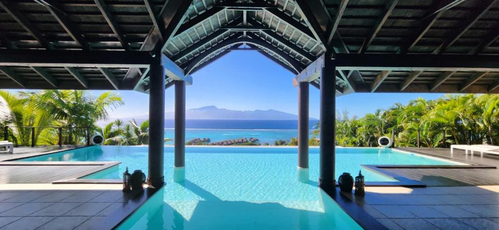 Villa Infinity