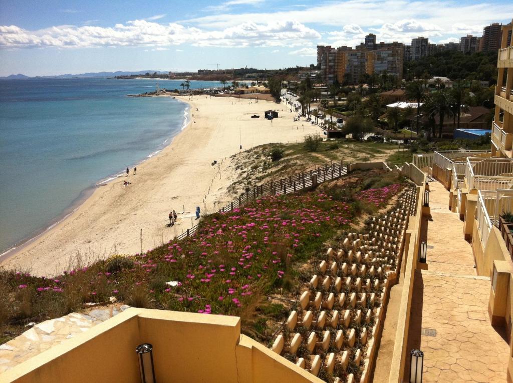 2 Habitaciones Dehesa Campoamor 50 metros a la playa photo 3