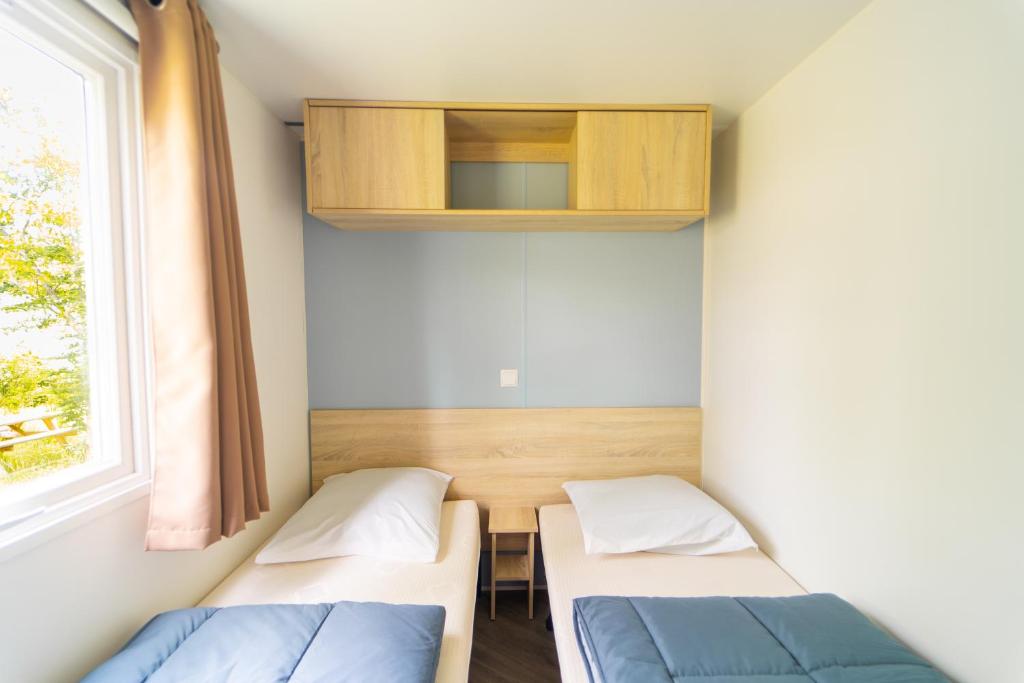 Mobil-home 6/8 personnes - Camping Siblu **** Domaine de Dugny photo 4