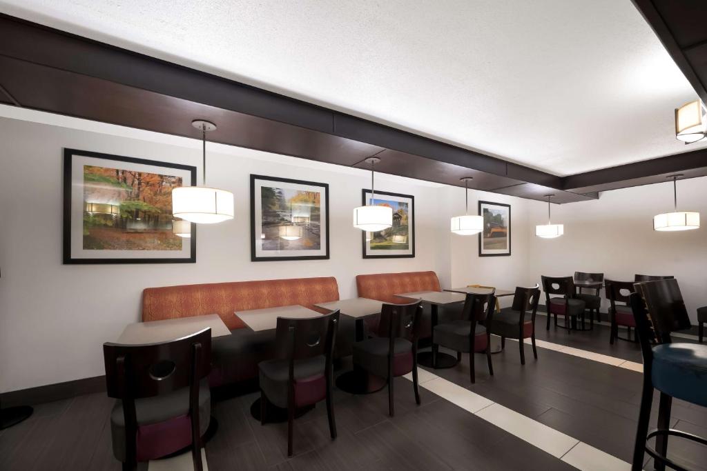 Best Western Executive Inn photo 4