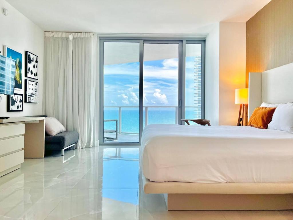 Dramatic Ocean View at Hyde Resort And Residences