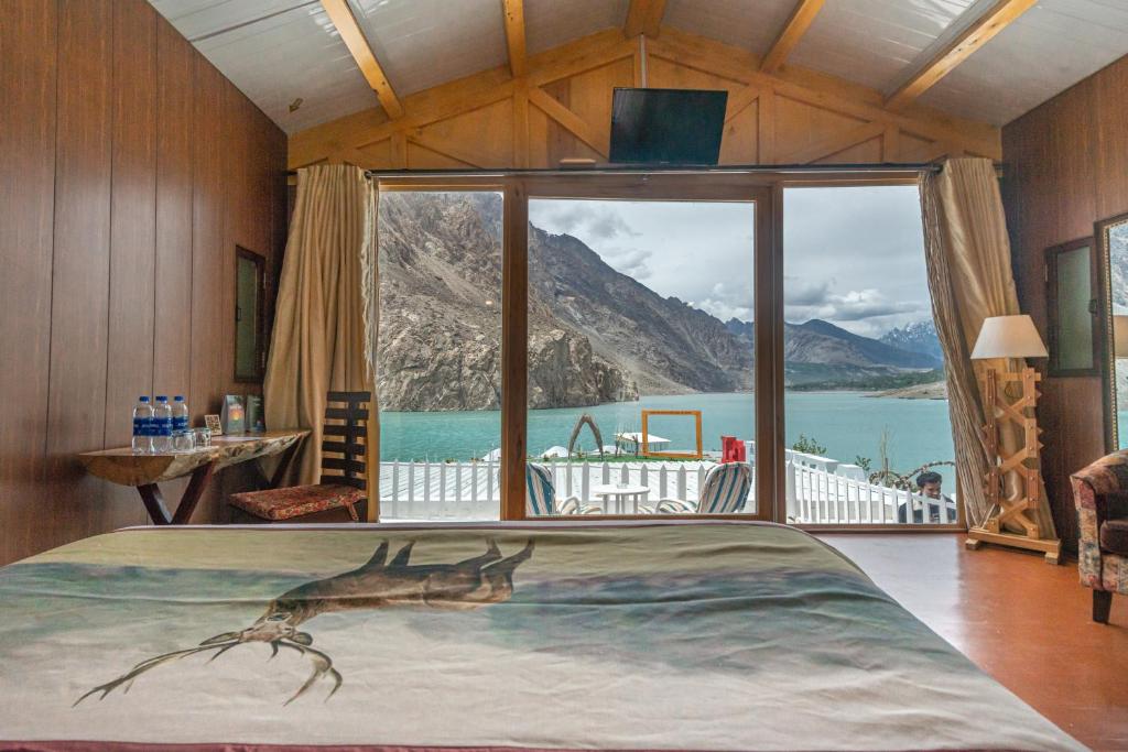 Luxus Hunza Attabad Lake Resort photo 2