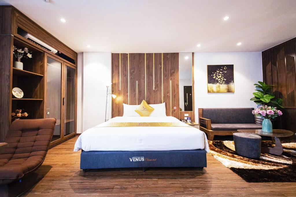 IRIS Hotel Hai Phong - Tap to explore photos