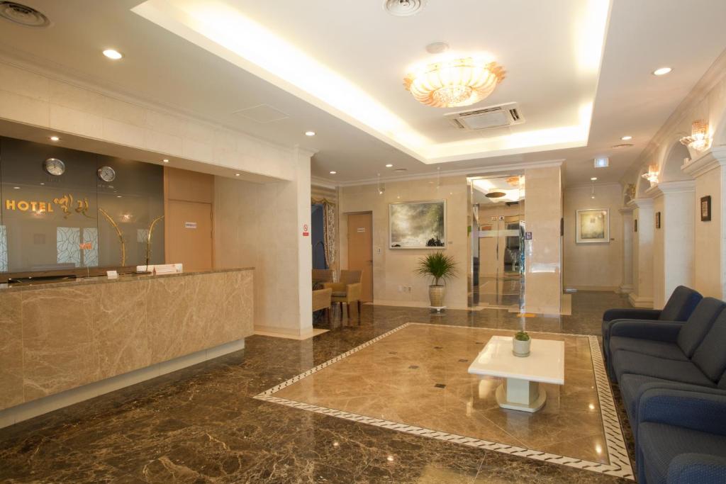 Elin Hotel photo 2