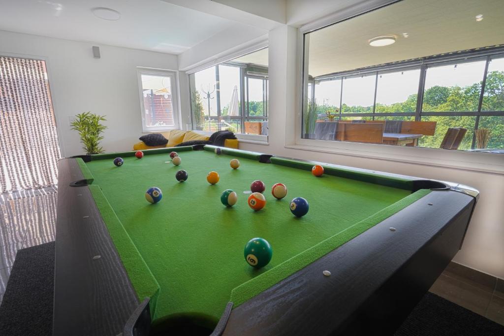 Aura Lux Holiday Home with Pool photo 4