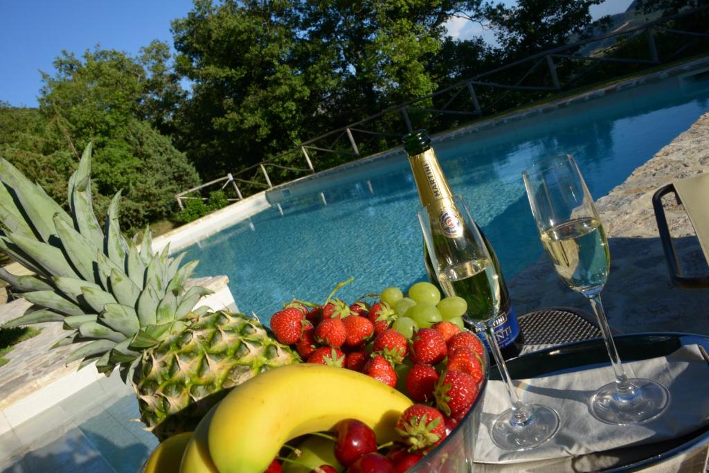 Villa Costa piccola with private pool in Umbria photo 4