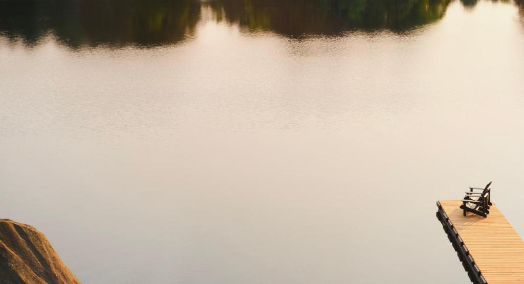 Black Bear Lake Muskoka photo 2