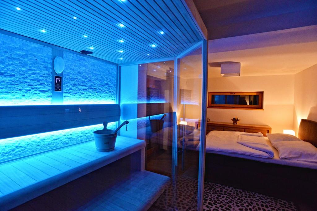 Luxury Wellness Apartment photo 4