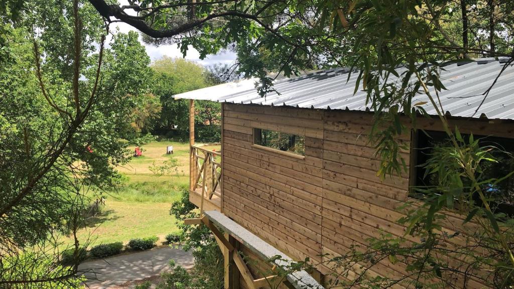 La cabane des "Aventuriers" de Nature et Océan à côté de la plage photo 2