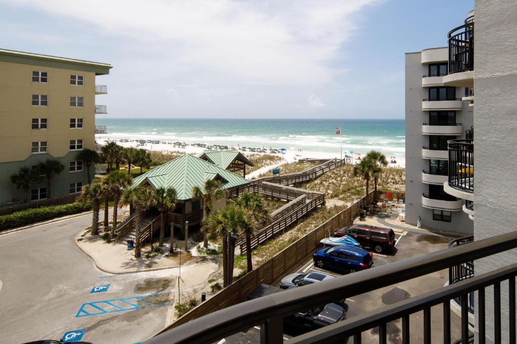 Nautilus 2510 Gulf View 2 Bedroom 5th Floor Free Beach Service photo 3