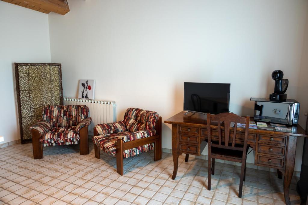 Delta House photo 4