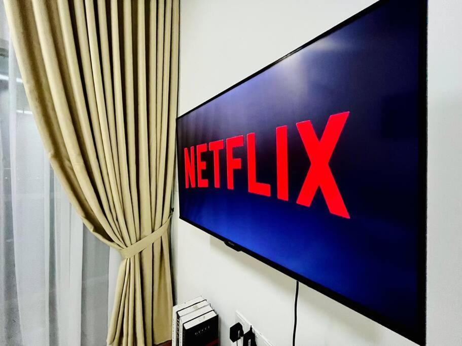 Alanis Suite with NETFLIX @ KLIA Sepang photo 2