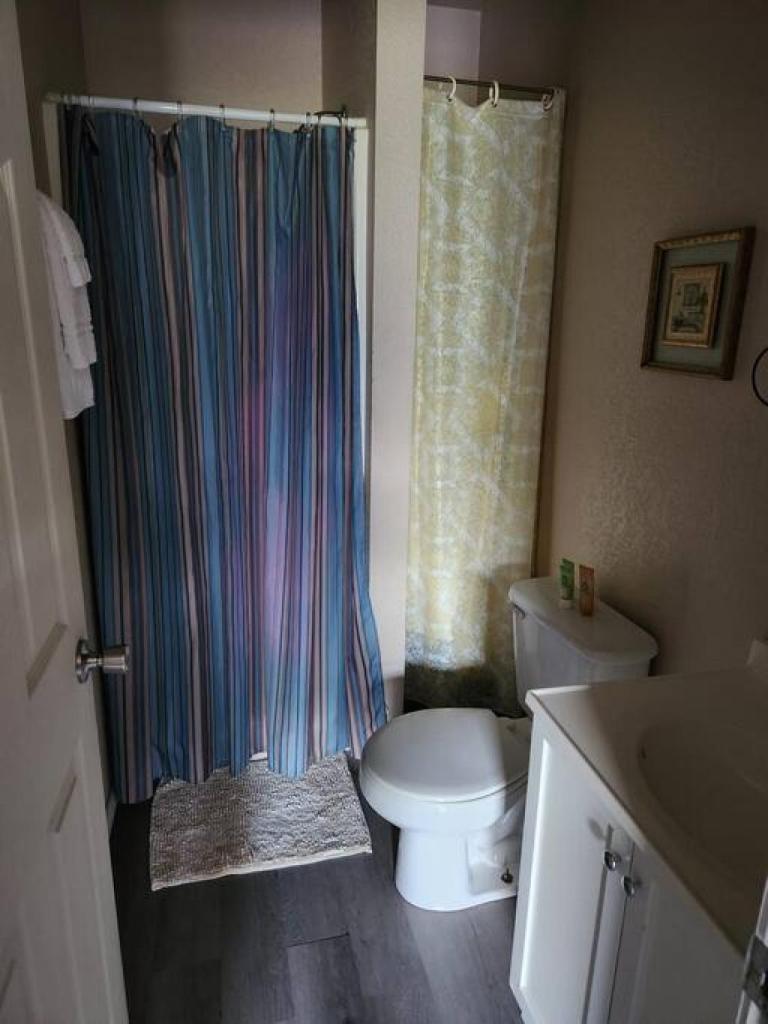 Cabin W W 1 Bedroom 1 Queen photo 1