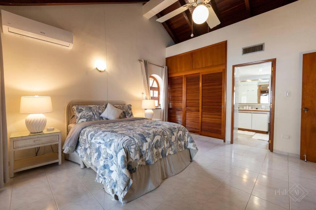 CasaPisani Tranquil 2Bed condo SimpsonBayYachtClub photo 2