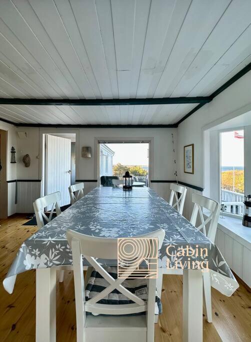 Southern cottage with terrace and magnificent view photo 4
