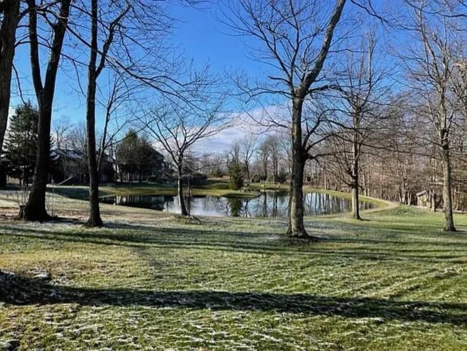 Hidden Valley Condo at Resort- Walk to Slope, Golf, Hike photo 2