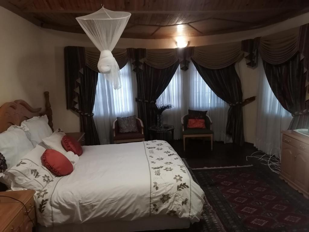 Tjibelu's Nest Guest Home photo 3