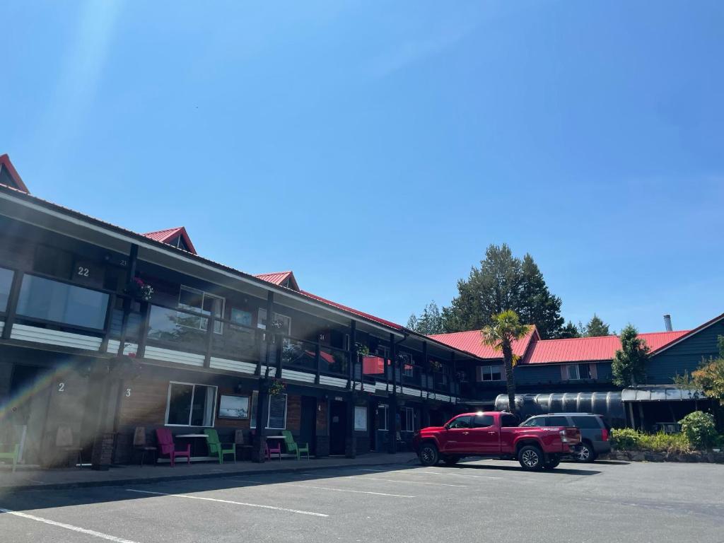 Schooner Motel photo 1