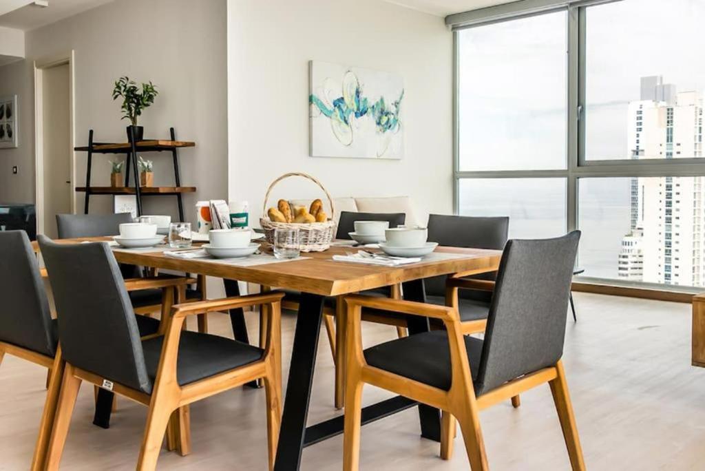 Blissful Apartment - PH Quartier Del Mar photo 3