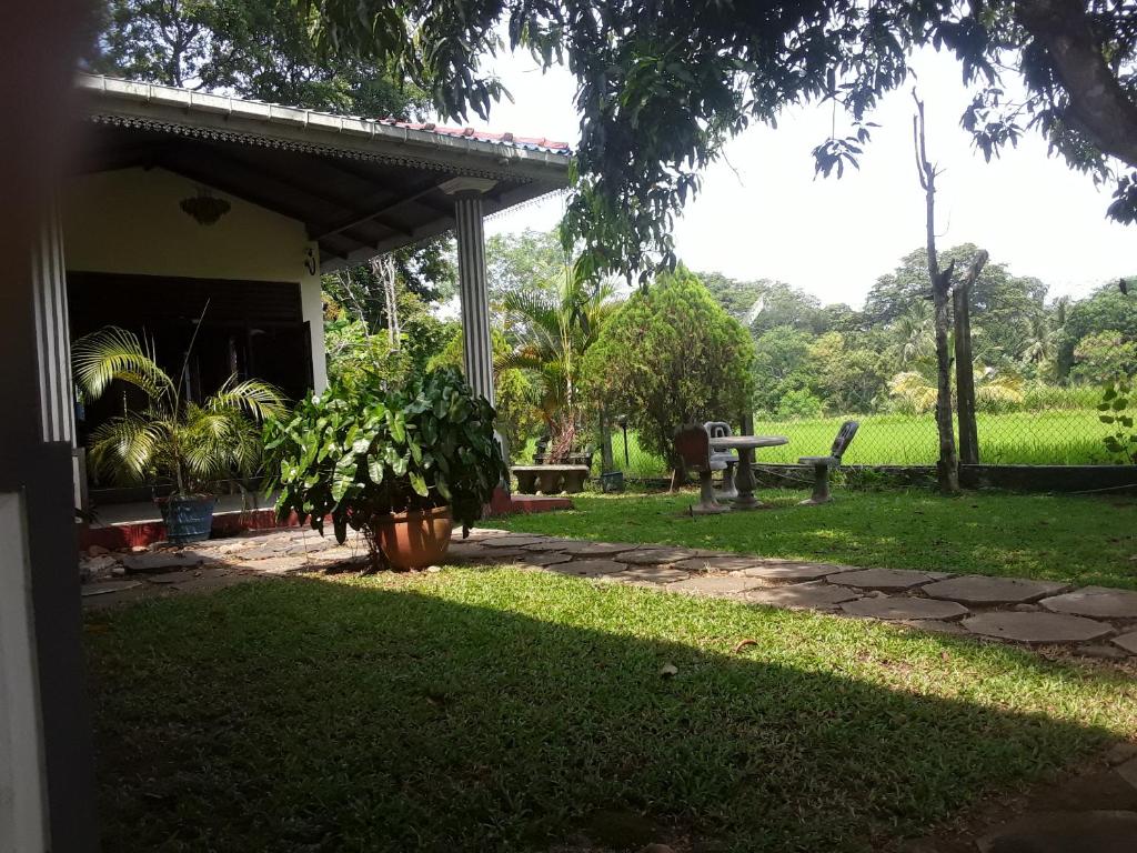 Hansika Guest Inn photo 1