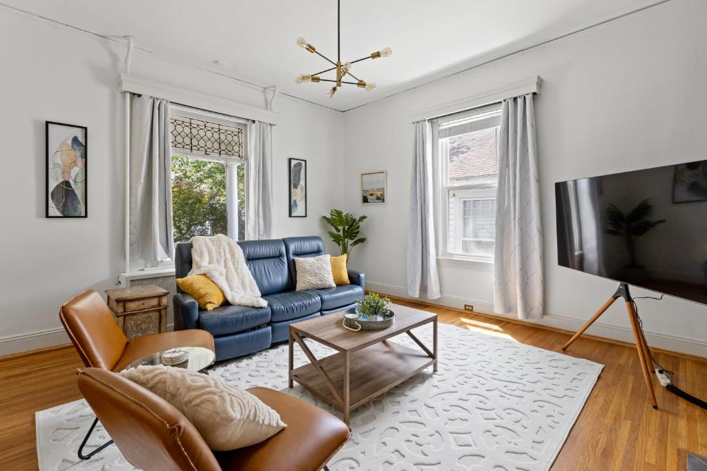 NEW! Modern Victorian Home photo 2
