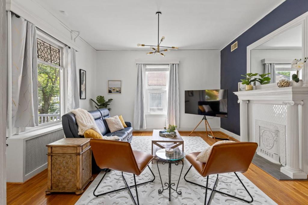 NEW! Modern Victorian Home photo 1