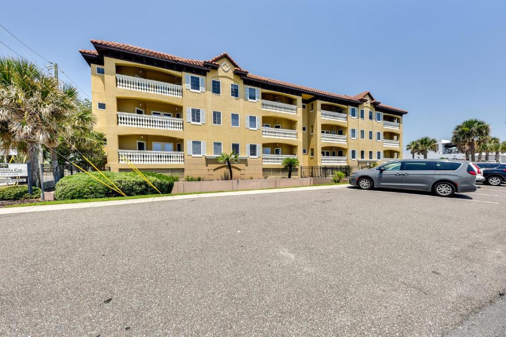 Pet-Friendly Fernandina Beach Condo Walk to Beach photo 2