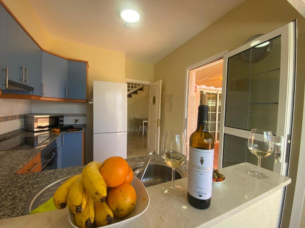 Apartment With Jacuzzi and pool access photo 3