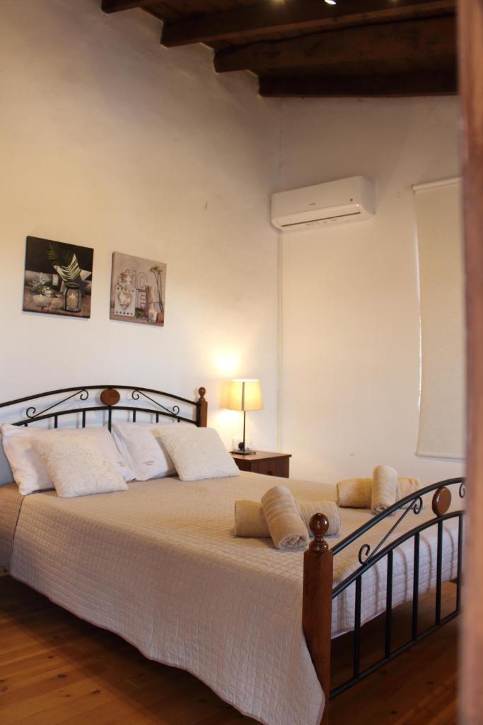 Cozy Village House photo 4