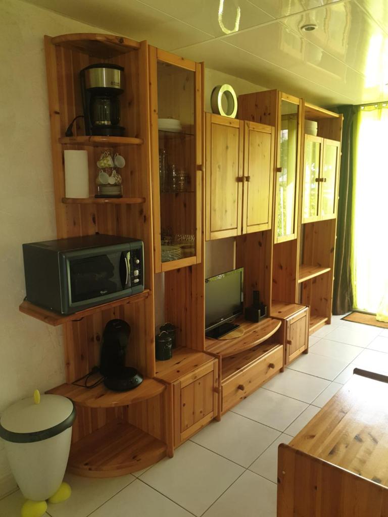 Studio cabine familial, rez de chaussée,piscine et parking privés photo 1