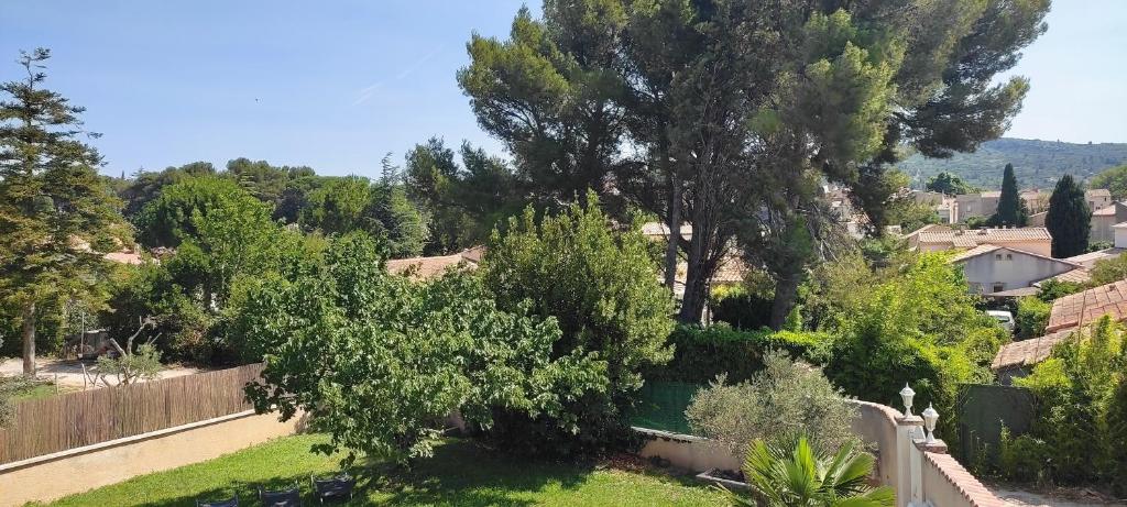 Les Alpilles photo 2