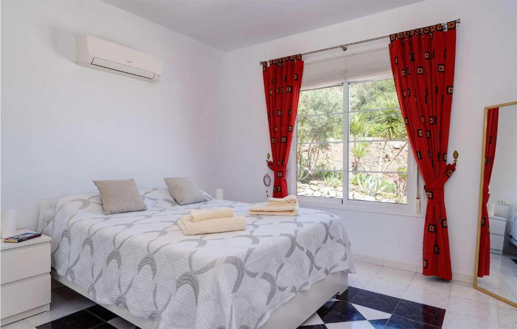 Villa Meretseger photo 3