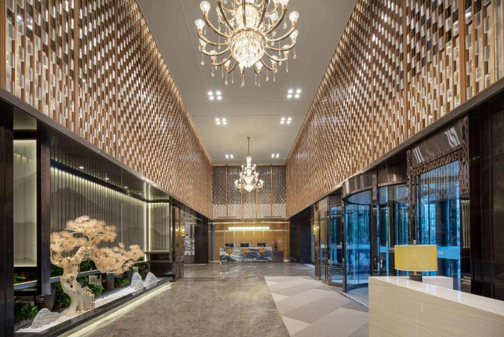 Ramada by Wyndham Bayannur photo 4