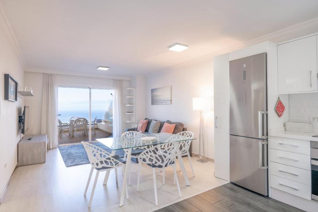 Cosy flat with sea views in Santa Ursula photo 1