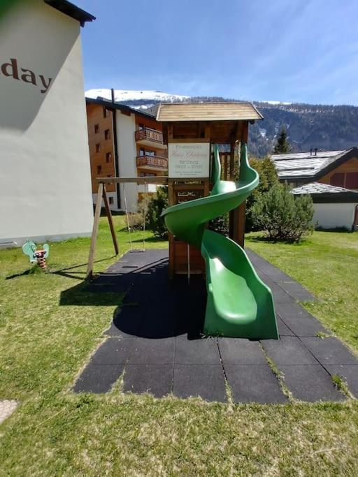 Château 12 photo 2