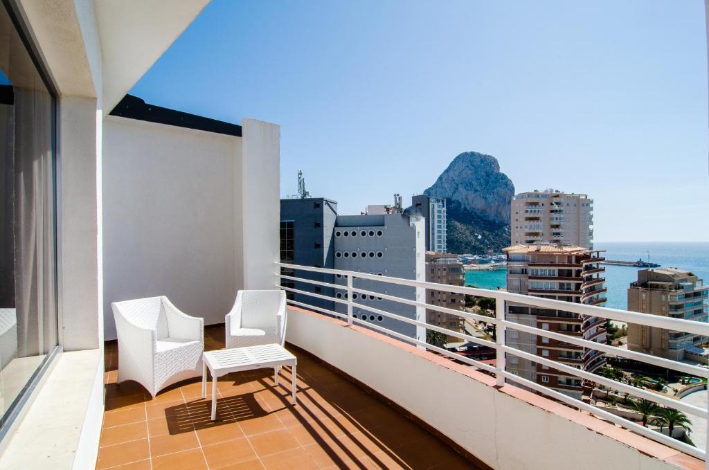Lovely Port Europa 1 Bedroom Xxl Salinas Apartment sleeps 4 adults photo 2