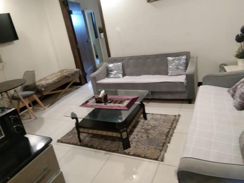 Pine Apartments Civic center bahria town Islamabad photo 2