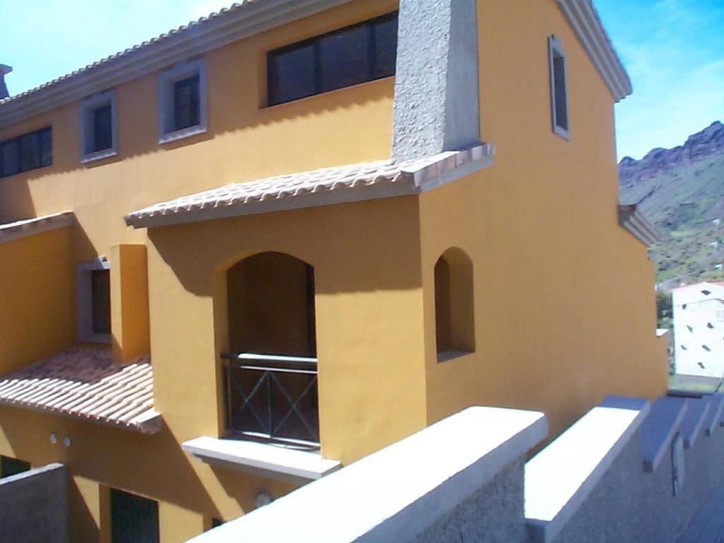 Spacious House In Mogan