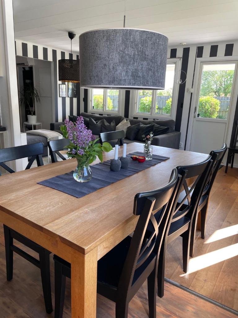 Trevligt hus i mysiga Mollösund Tången photo 3